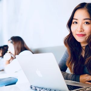 Meet your Posher, Leah